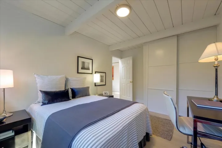 3401 Kenneth Drive, Palo Alto, California 94303