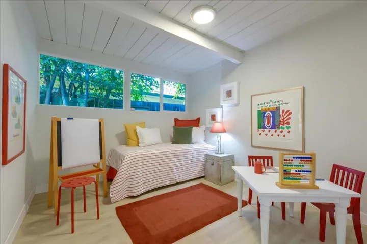 3401 Kenneth Drive, Palo Alto, California 94303