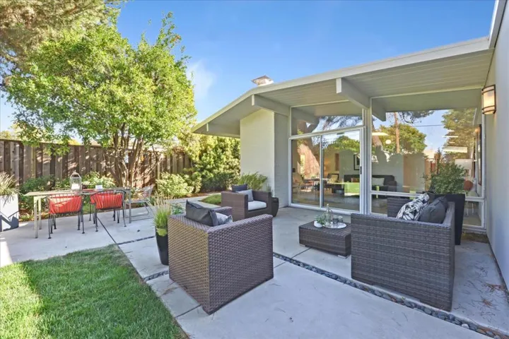 3401 Kenneth Drive, Palo Alto, California 94303