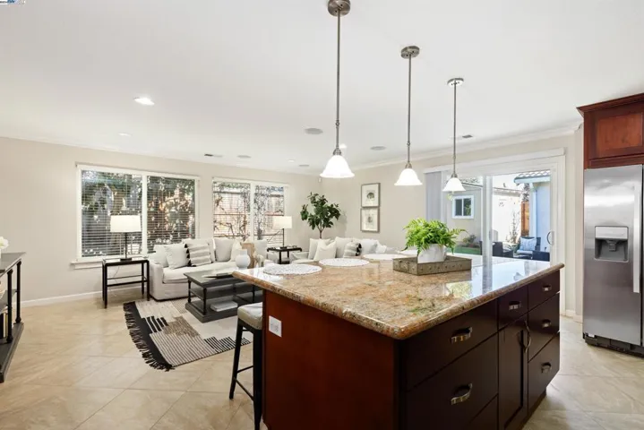 32840 Bucks Lake Ln, Fremont, California 94555