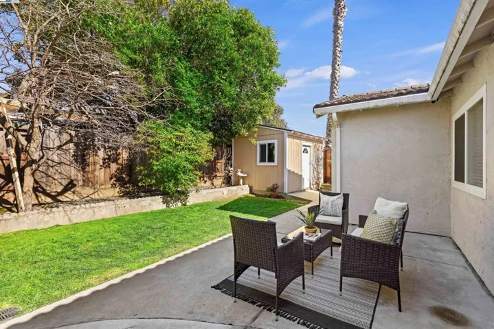 32840 Bucks Lake Ln, Fremont, California 94555