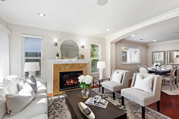 32840 Bucks Lake Ln, Fremont, California 94555
