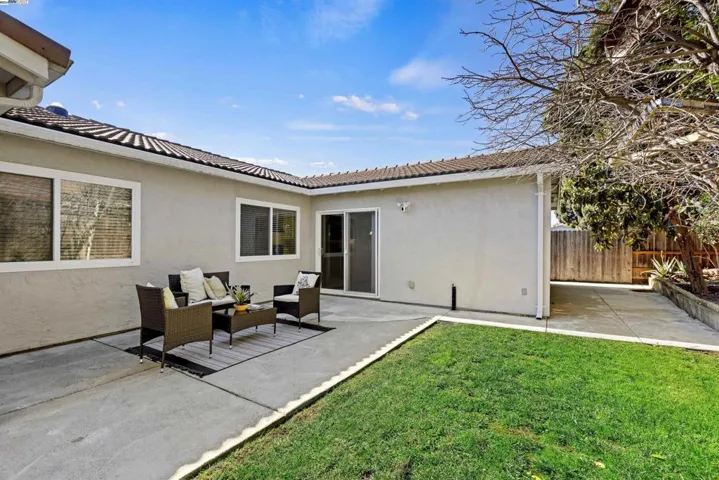 32840 Bucks Lake Ln, Fremont, California 94555
