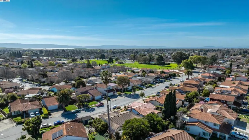 32840 Bucks Lake Ln, Fremont, California 94555