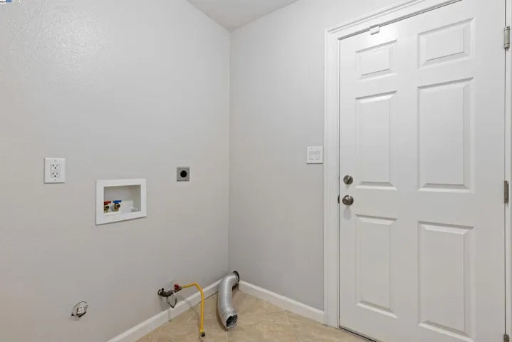 32840 Bucks Lake Ln, Fremont, California 94555