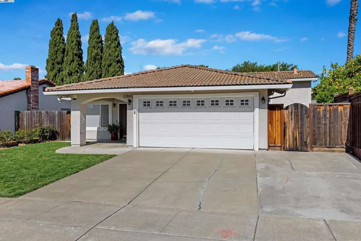 32840 Bucks Lake Ln, Fremont, California 94555