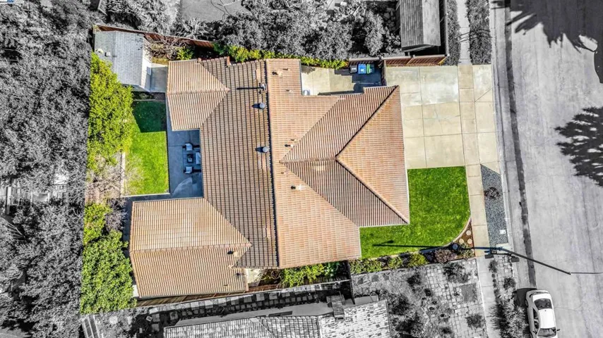 32840 Bucks Lake Ln, Fremont, California 94555