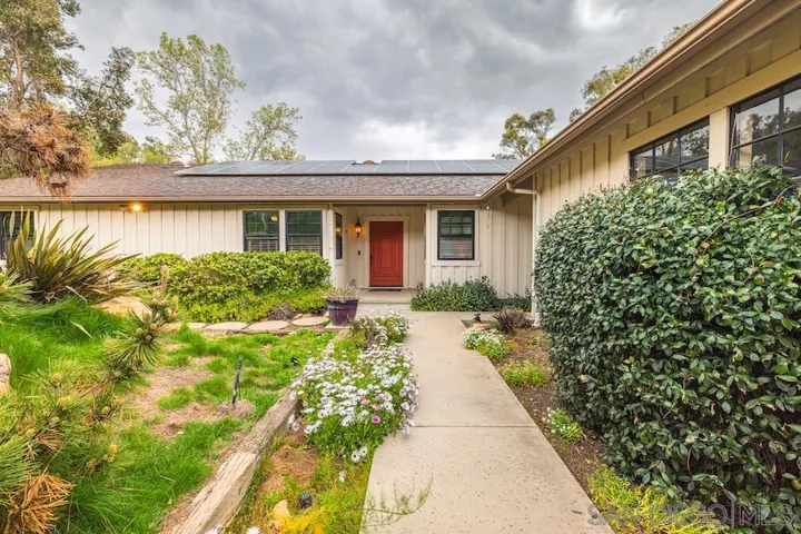 12443 Lemon Crest Dr, Lakeside, California 92040