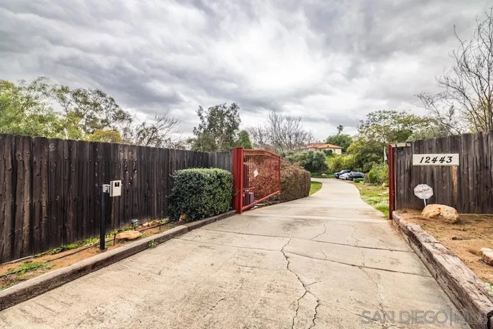 12443 Lemon Crest Dr, Lakeside, California 92040