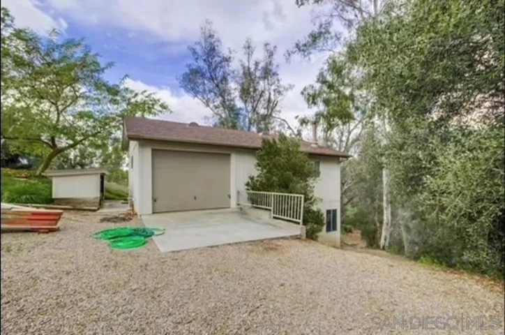 12443 Lemon Crest Dr, Lakeside, California 92040