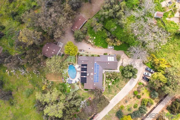 12443 Lemon Crest Dr, Lakeside, California 92040