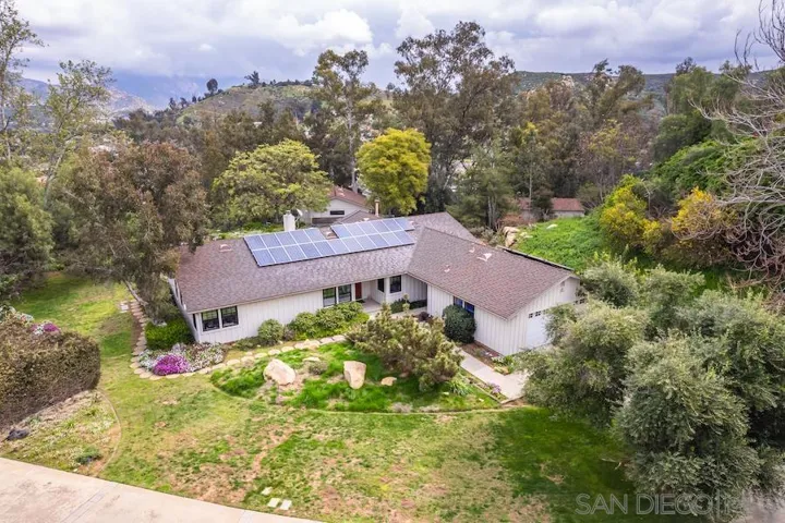 12443 Lemon Crest Dr, Lakeside, California 92040