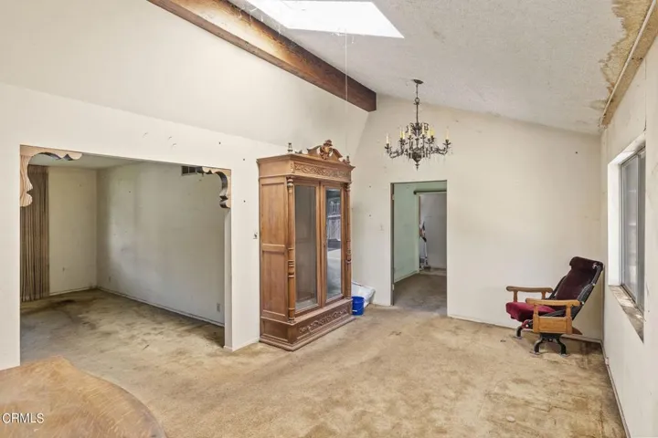 11-web-or-mls-UpmarketMedia-1188Bon-21