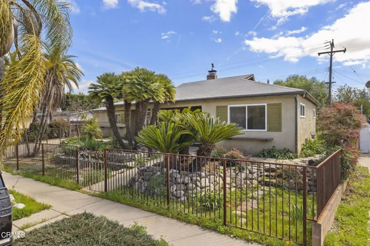 2-web-or-mls-UpmarketMedia-1188Bon-104
