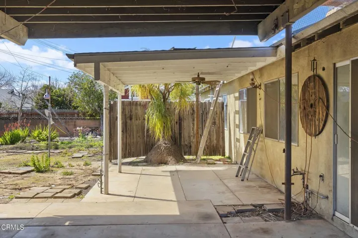 29-web-or-mls-UpmarketMedia-1188Bon-78