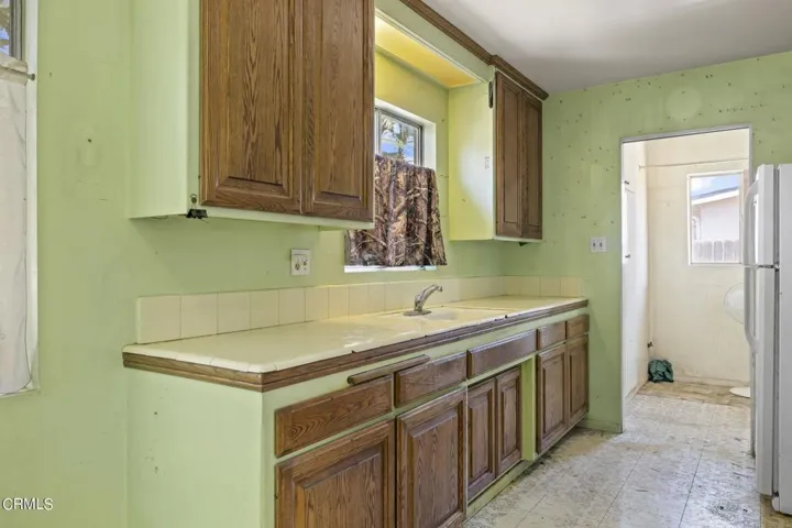 16-web-or-mls-UpmarketMedia-1188Bon-60