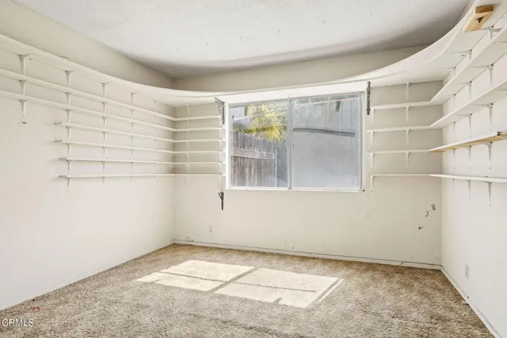 21-web-or-mls-UpmarketMedia-1188Bon-9