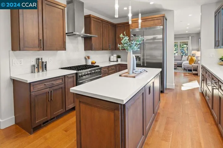 865 E Meadow Dr, Palo Alto, California 94303