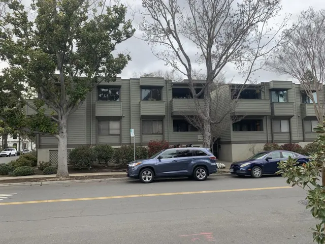 613 Forest Avenue, Palo Alto, California 94301