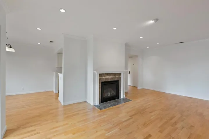 613 Forest Avenue, Palo Alto, California 94301