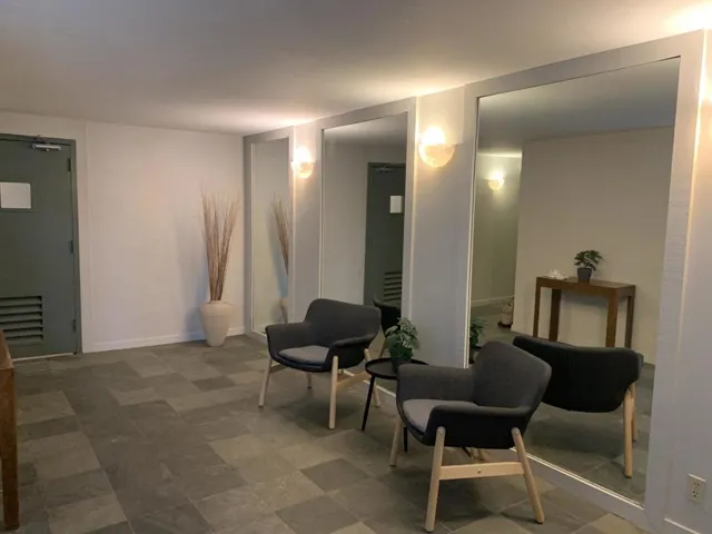 613 Forest Avenue, Palo Alto, California 94301