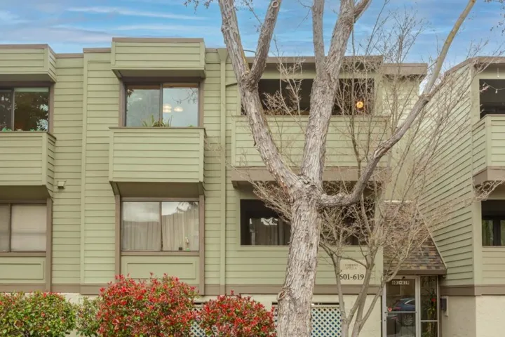 613 Forest Avenue, Palo Alto, California 94301
