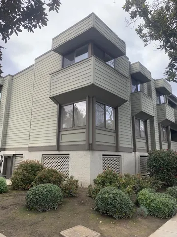 613 Forest Avenue, Palo Alto, California 94301