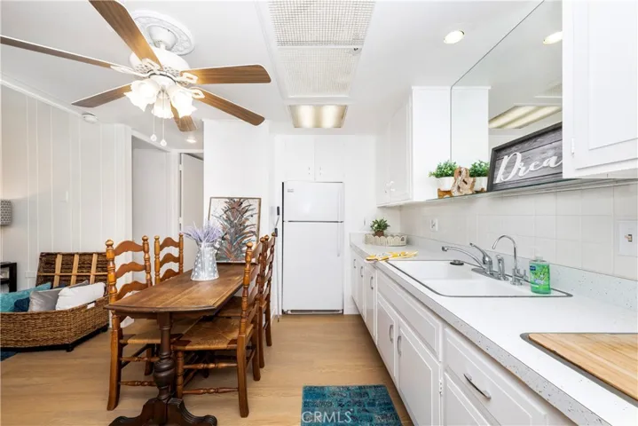 1221 Golden Rain Road E 3i, Seal Beach, California 90740