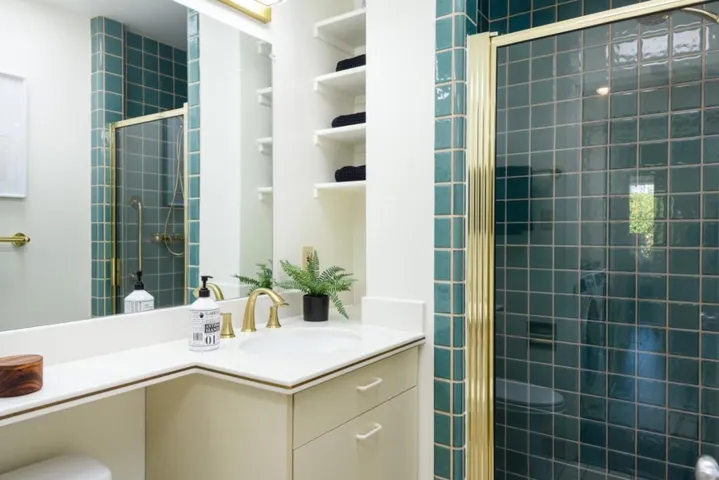 3896 Louis Road, Palo Alto, California 94303