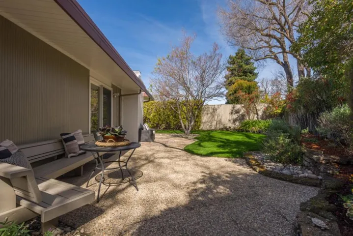 3896 Louis Road, Palo Alto, California 94303