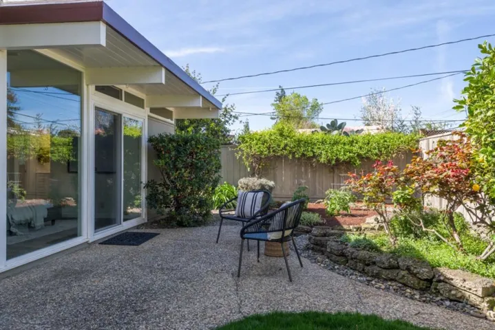 3896 Louis Road, Palo Alto, California 94303