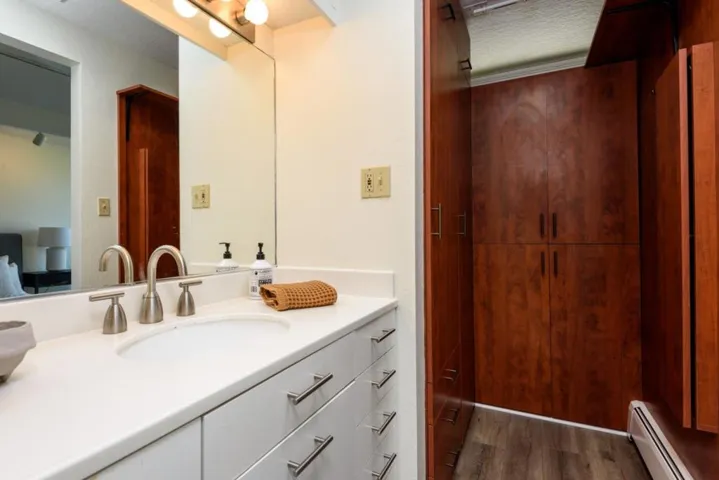 3896 Louis Road, Palo Alto, California 94303