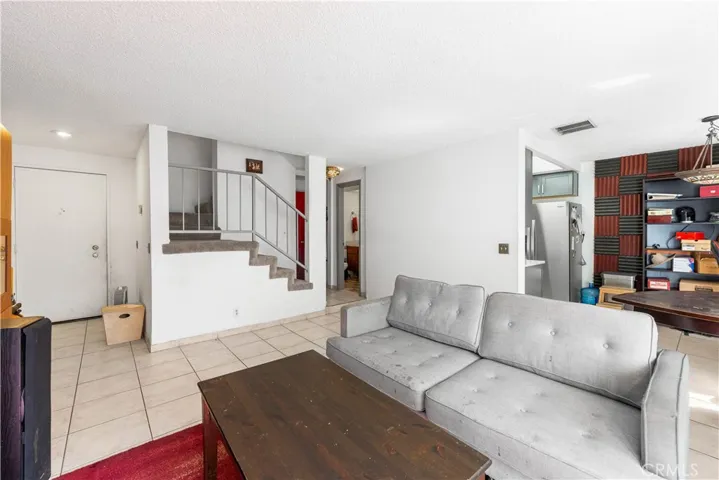 9605 Van Nuys Boulevard H, Panorama City, California 91402