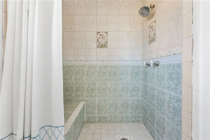 9605 Van Nuys Boulevard H, Panorama City, California 91402