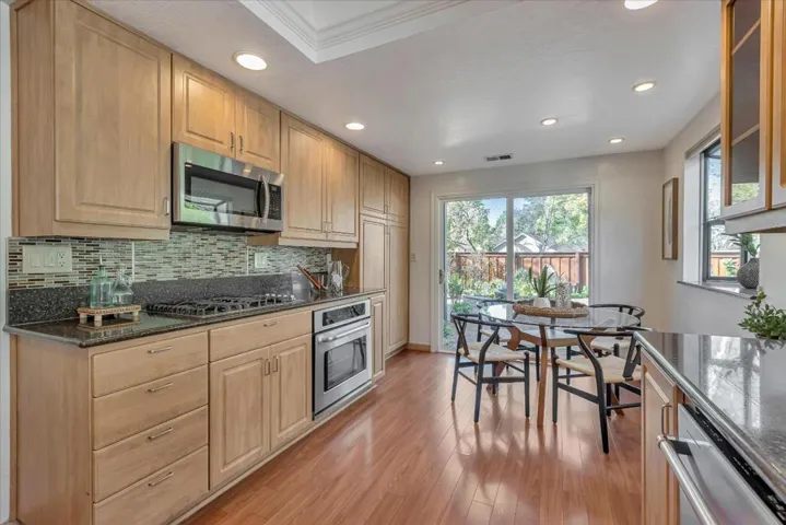 22105 Dean Court, Cupertino, California 95014