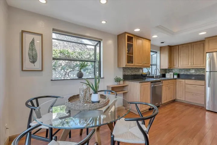 22105 Dean Court, Cupertino, California 95014
