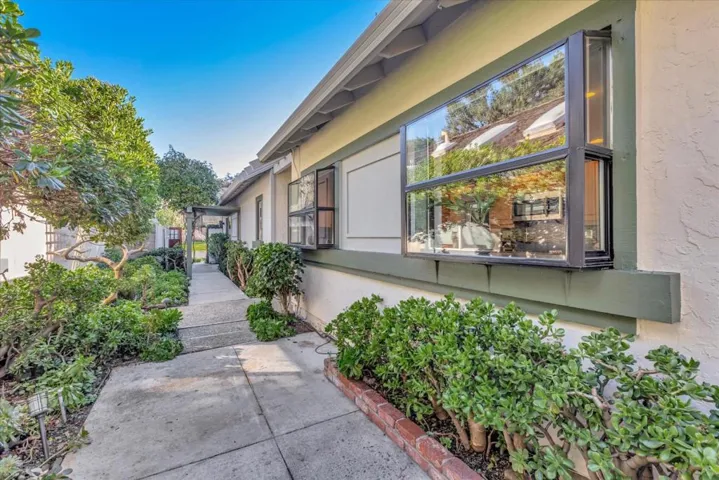 22105 Dean Court, Cupertino, California 95014