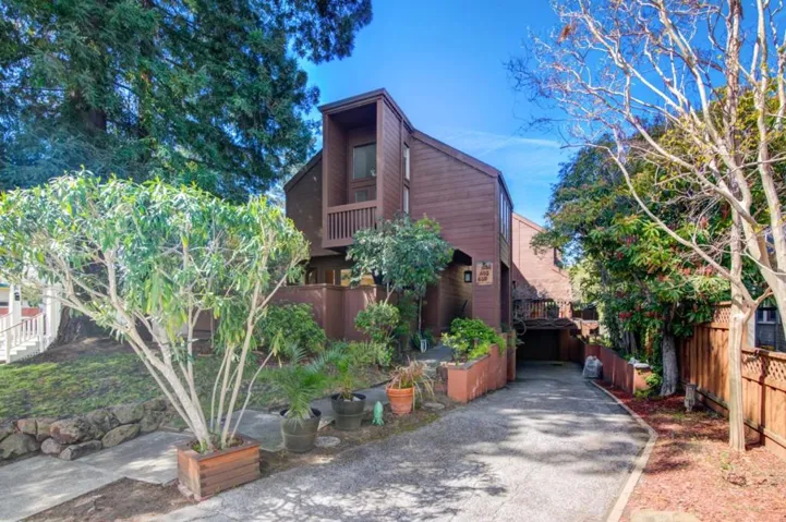434 Stanford Avenue, Palo Alto, California 94306