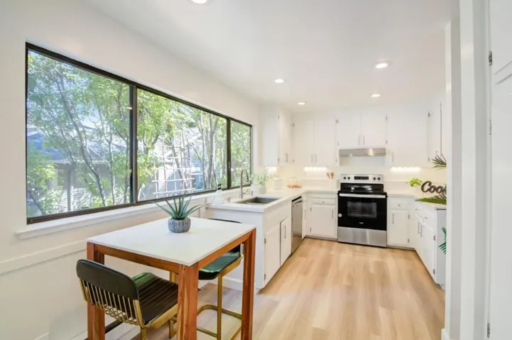 434 Stanford Avenue, Palo Alto, California 94306
