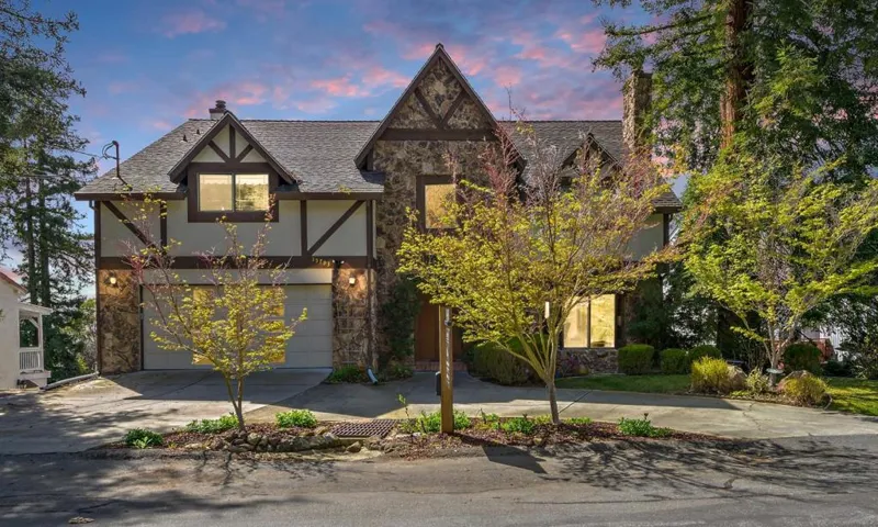 15793 Alta Vista Way, San Jose, California 95127