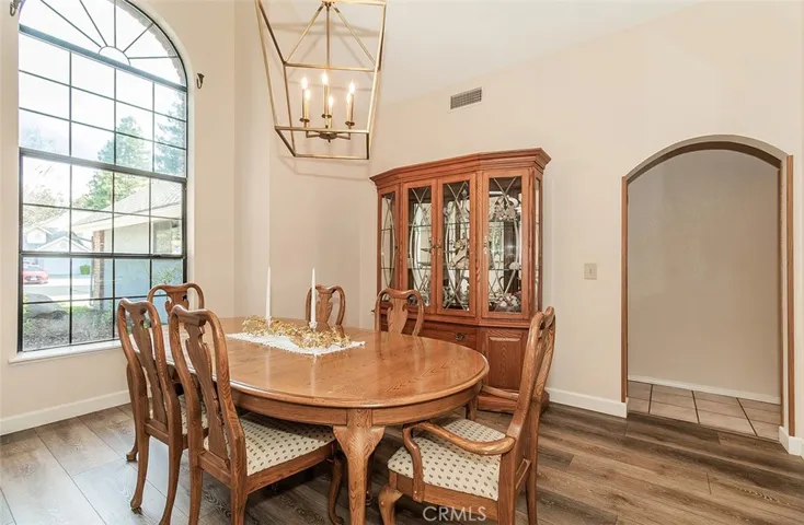 8441 N Bond Street, Fresno, California 93720