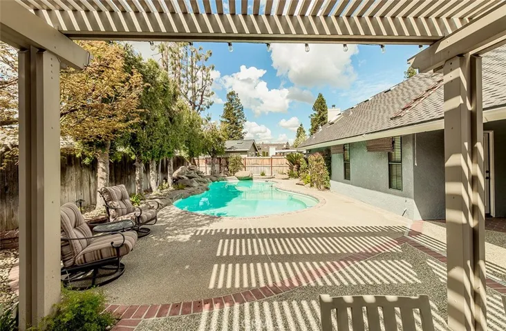 8441 N Bond Street, Fresno, California 93720
