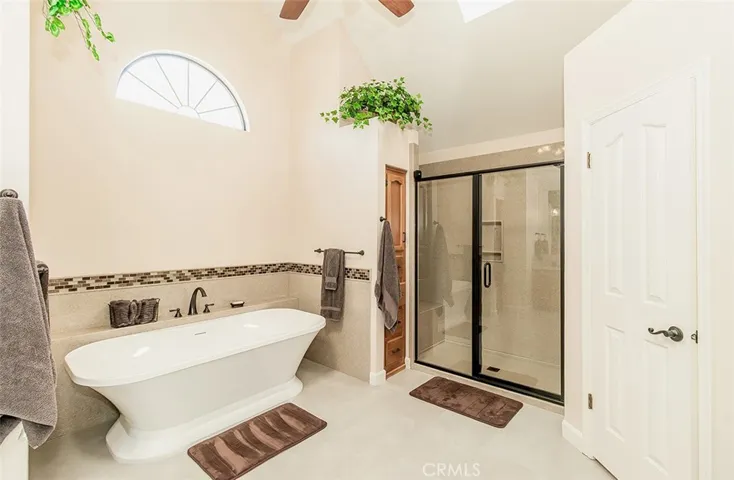 8441 N Bond Street, Fresno, California 93720