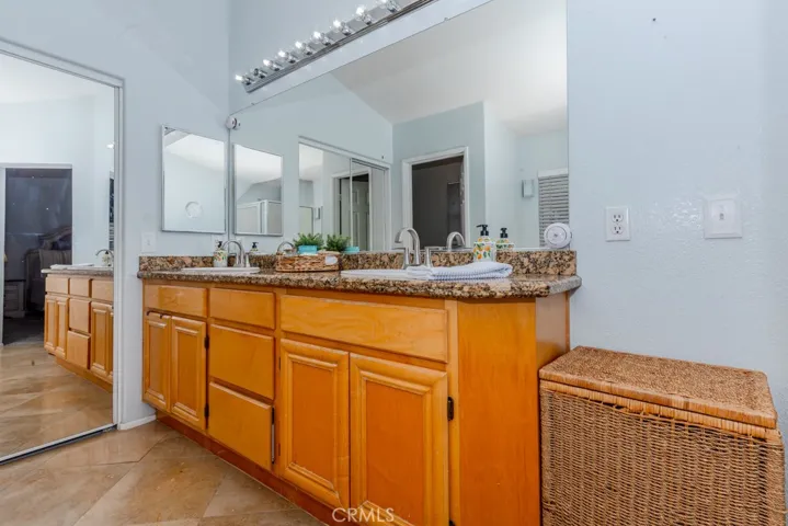 4136 Bennett Avenue, Corona, California 92883
