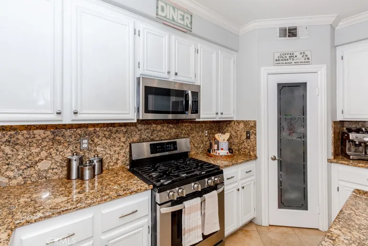 4136 Bennett Avenue, Corona, California 92883