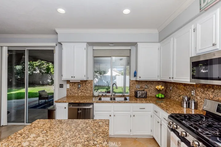 4136 Bennett Avenue, Corona, California 92883