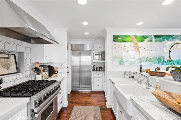 31889 Circle Drive, Laguna Beach, California 92651