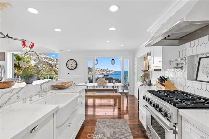 31889 Circle Drive, Laguna Beach, California 92651