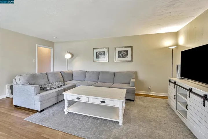 1674 Garnet Ln, Concord, California 94519