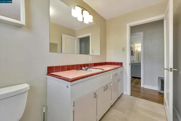 1674 Garnet Ln, Concord, California 94519